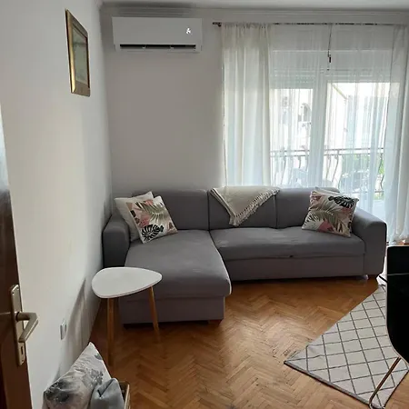 Lulu Omis 公寓 Duće